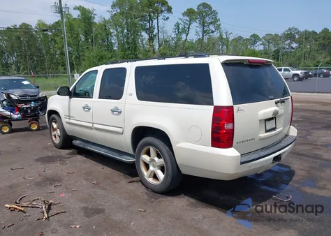 2008 Chevrolet Suburban 1500 Ltz z USA, uszkodzony, nr VIN 1GNFC16JX8R252506